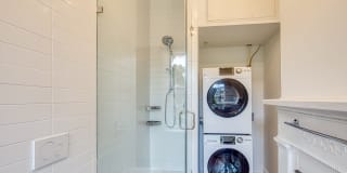 The Edgar at Linden Row Gallery 15