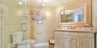 1500 Presidential Way Gallery 25