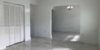 7207 Bay Dr Gallery 10