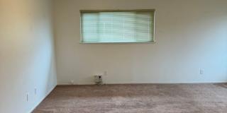 UPSTAIRS 2 BED UNIT IN ROSEVILLE!! Gallery 9