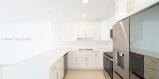 4671 SW 43rd Ter Gallery 5