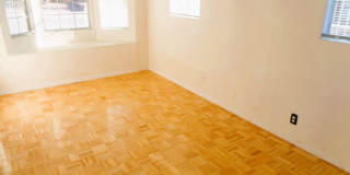 Adorable Single Level Northeast Home With Refrigerated Air Located In Quiet Neighborhood Gallery 6