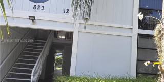823 NE 199th St Gallery 40