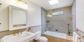 8818 Rosewood Avenue Gallery 1