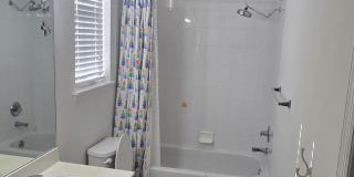 3674 Biltmore Avenue Gallery 23