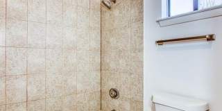 2012 Amy Sue Drive unit: B Gallery 44