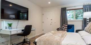 225 Vera Avenue Gallery 14