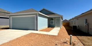 Welcome to your new home in Steelwood Trails, New Braunfels! Gallery 1