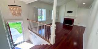 Charming 4 Bedroom Residence with Expansive Yard Gallery 5