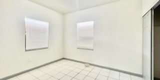 Three Bedroom Single Family Home with Private Fenced Yard Gallery 8