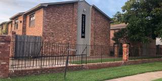 Available NOW! 2 Bed 2 Bath Gallery 1