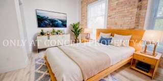 Beautifully Remodeled Apartment Home with Washer/Dryer in-Unit and Luxury Finishes! Gallery 28
