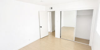 4086 W 142nd St Gallery 3
