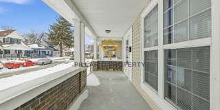 $500 OFF MOVE-IN SPECIAL!!! 4 Bedroom home in Near Downtown Indy! Available Now! Gallery 3
