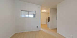 University Manor - Newly Renovated Units just a short walk from Campus! University Manor - Newly Renovated Units just a short walk from Campus! Gallery 1