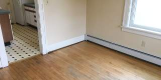 3 Bedroom Single Family Home w/ Hardwood Floors 3 Bedroom Single Family Home w/ Hardwood Floors Gallery 7