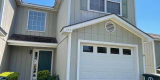 Foxhill Commons Gallery 1