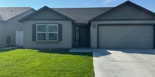 3 Bedroom Home  For Rent Gallery 1