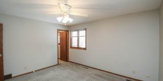Spacious 5-Bedroom Split-Level in Southwest Sioux Falls with 4-Season Room & Fenced Yard! Gallery 20