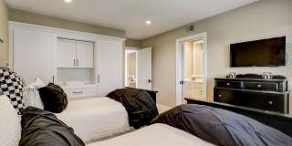 Stunning Fully-Furnished Harbor Ridge View Estate Gallery 38