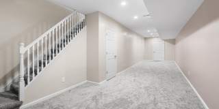 743-00 S 52ND Street Gallery 26