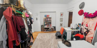 Very Spacious 2 BR/1 BA in Wrigleyville Gallery 12