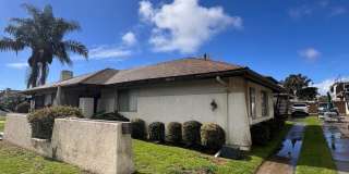 Central Huntington Beach 2 bed 1 bath Central Huntington Beach 2 bed 1 bath Gallery 1