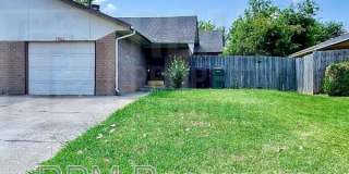 7002 Woodlake Dr Gallery 1