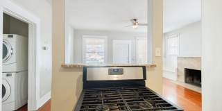 AVAILABLE AUGUST: Prime Location - 3 BR / 1 BA home located in Downtown and Walk to UT Gallery 26