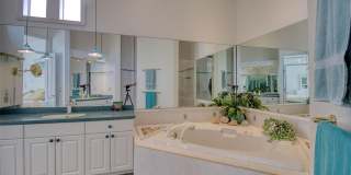 131 SANDS POINT DRIVE Gallery 37
