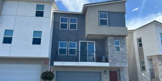 **Beautiful 2 bed / 2.5 bath Town Home in San Marcos - Available 08/14** Gallery 1