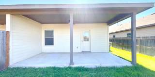 *MOVE IN SPECIAL* High Ceilings, Fenced Yard & 2-Car Garage – New Braunfels Living! Gallery 30