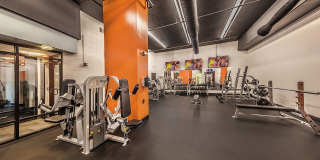 One Lytle Place Apartments Gallery 11