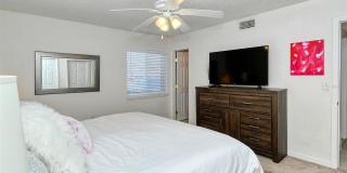 1877 TOUCAN WAY Gallery 18