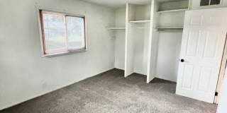 New Listing! 3 bedroom House! Gallery 9