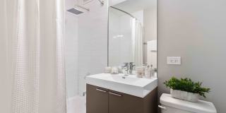 Wave Lakeview Gallery 16