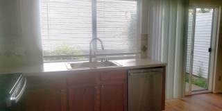 Spacious Townhouse with Two Car Garage! Spacious Townhouse with Two Car Garage! Gallery 10