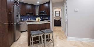 1723 NE Miami Gardens Dr Gallery 13