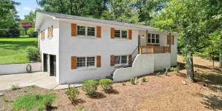 7916 Valley View Drive SE Gallery 1