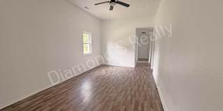 Updated 6 Bedroom Home! Gallery 5