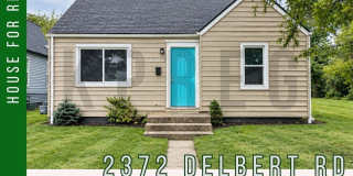 Beautifully Remodeled 3BR Home with Hardwood Floors & Full Basement Gallery 1