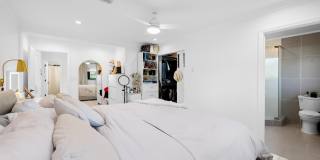2601 NE 8th Court Gallery 9
