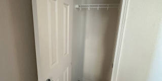 Spacious 2 bed/2.5 bath with bonus room townhome off Road 68 Spacious 2 bed/2.5 bath with bonus room townhome off Road 68 Gallery 12