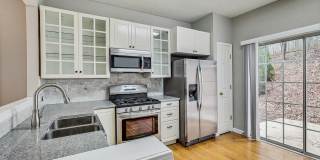 Single-family home in Kennesaw, GA near KSU, Town Center and Woodstock. Gallery 21