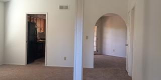 Beautiful 55+ Ahwatukee neighborhood spacious 2/br 2/ba home -  Rent Includes membership to Ahwatukee Recreation Center Gallery 7