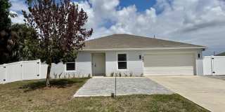 949 SW Fisherman Avenue Gallery 1