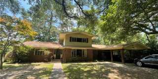 5525 W Waters Drive Gallery 1