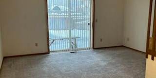 2 Bedroom Eagle River Townhome! Gallery 4