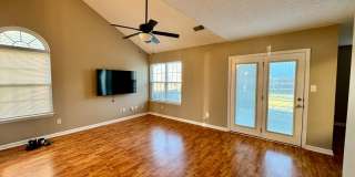 3 Bedroom in Quiet Cul-De-Sac! 3 Bedroom in Quiet Cul-De-Sac! Gallery 4