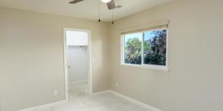 1488 Douglas Ave Gallery 8